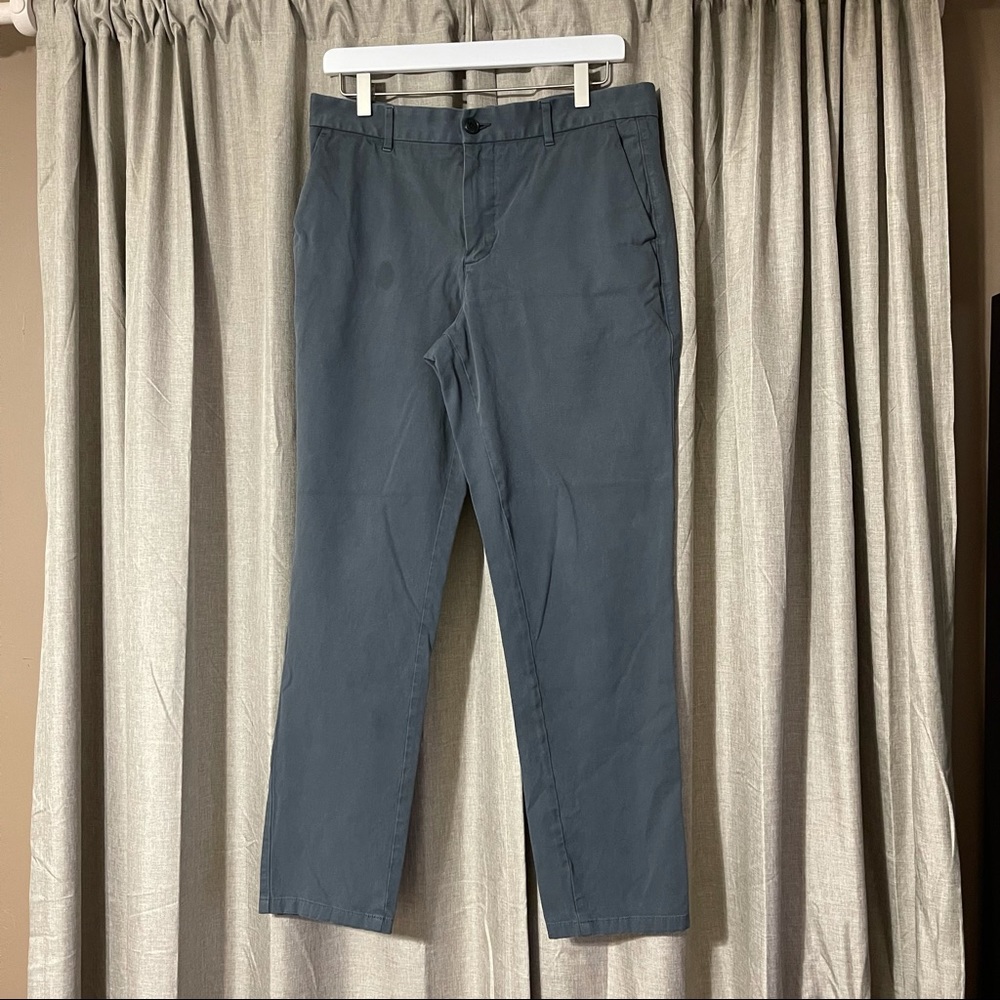 Everlane uniform chino